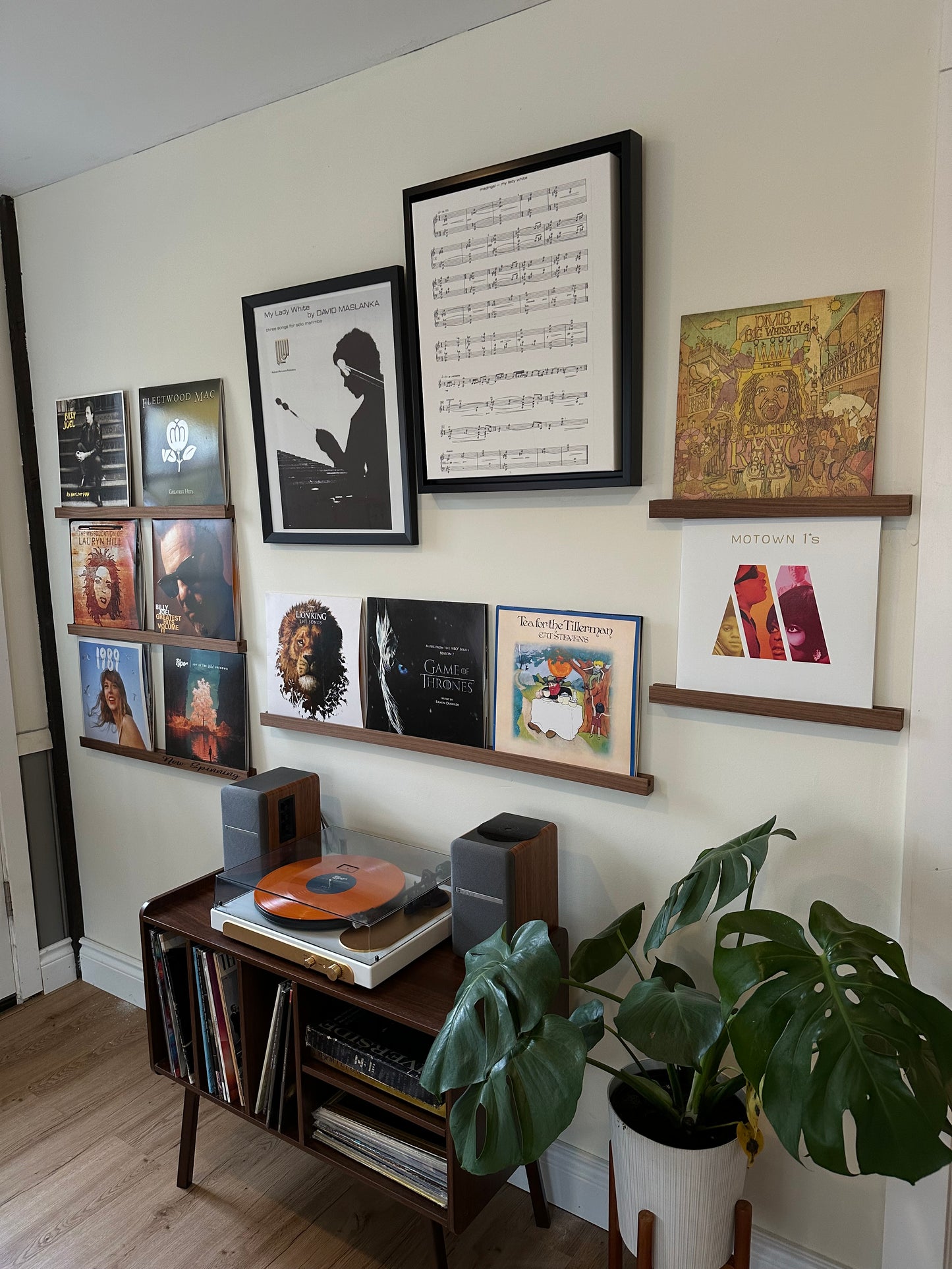 Now Playing Record Display
