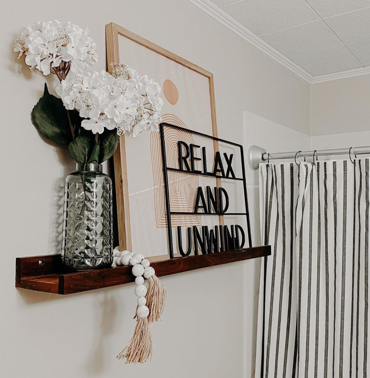 Extra-Deep Pine Picture Ledge